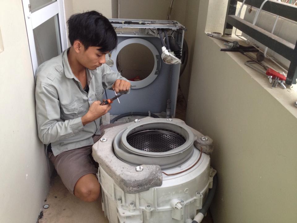 sua chua may giat electrolux khong cap nuoc
