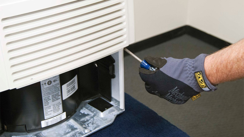 sua may hut am tai nha